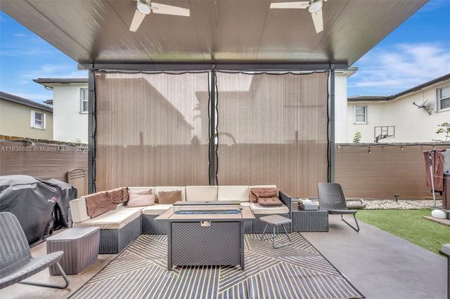 216 NE 36th Ter, Homestead, FL 33033