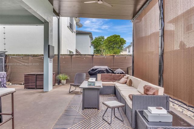 216 NE 36th Ter, Homestead, FL 33033