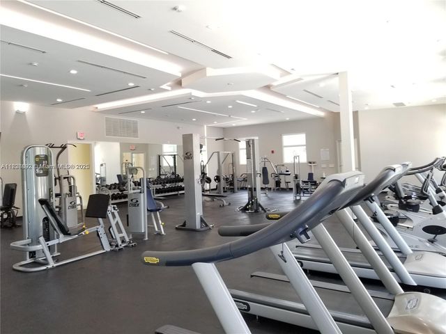 216 NE 36th Ter, Homestead, FL 33033