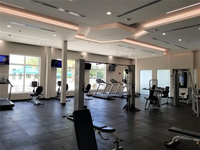 216 NE 36th Ter, Homestead, FL 33033