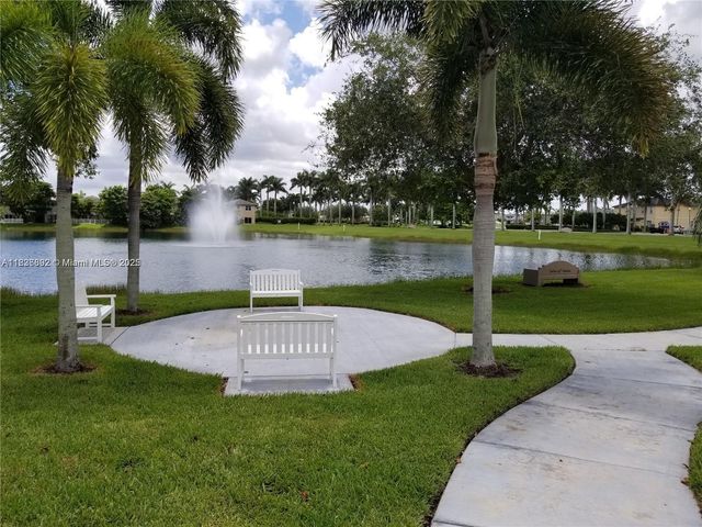 216 NE 36th Ter, Homestead, FL 33033