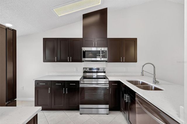 112 ANCLOTE ROAD, Tarpon Springs, FL 34689