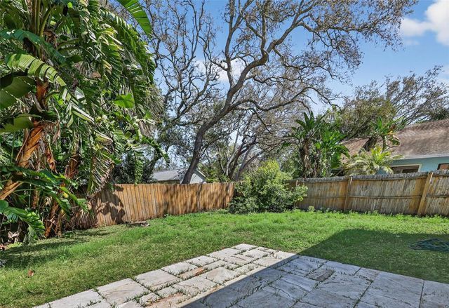 112 ANCLOTE ROAD, Tarpon Springs, FL 34689