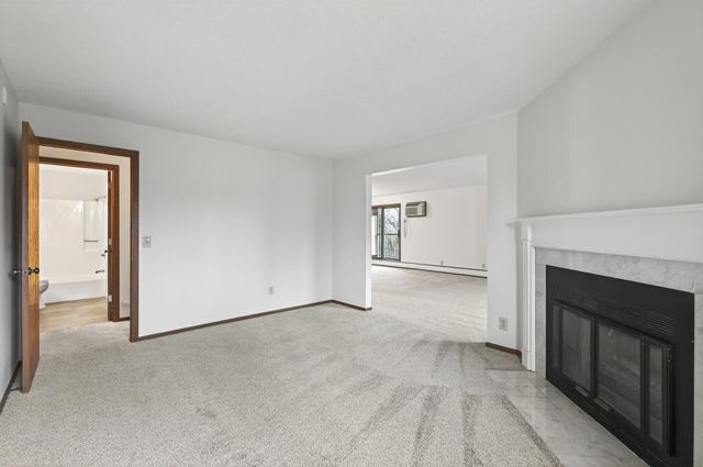 10441 Greenbrier Road 222, Hopkins, MN 55305