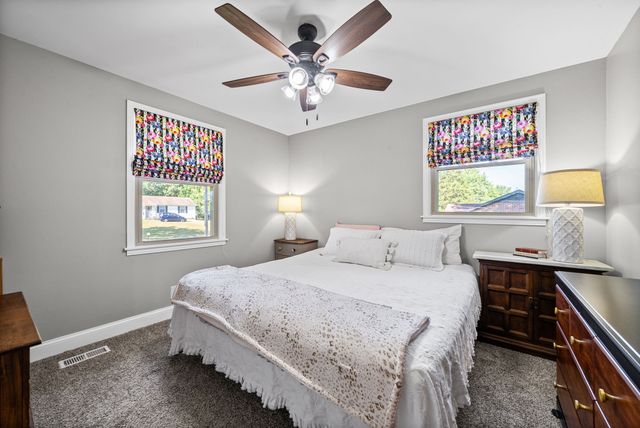 2188 Blakemore Dr, Clarksville, TN 37040
