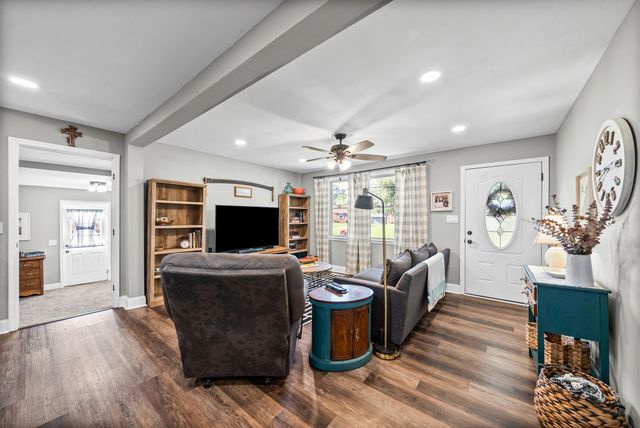 2188 Blakemore Dr, Clarksville, TN 37040