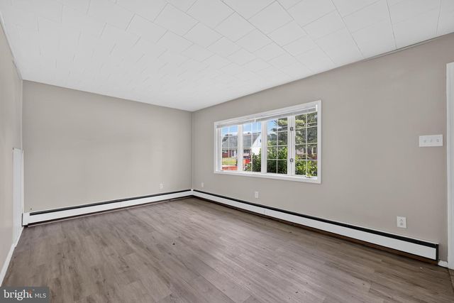 6944 MANTI ST, Philadelphia, PA 19128