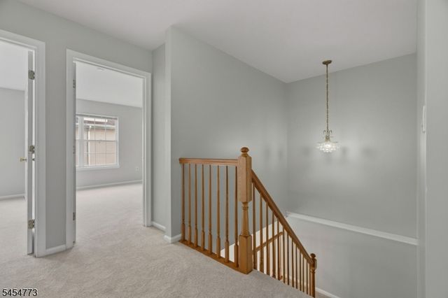 13 Reins Ct, Franklin Twp., NJ 08873