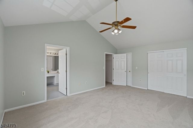 13 Reins Ct, Franklin Twp., NJ 08873