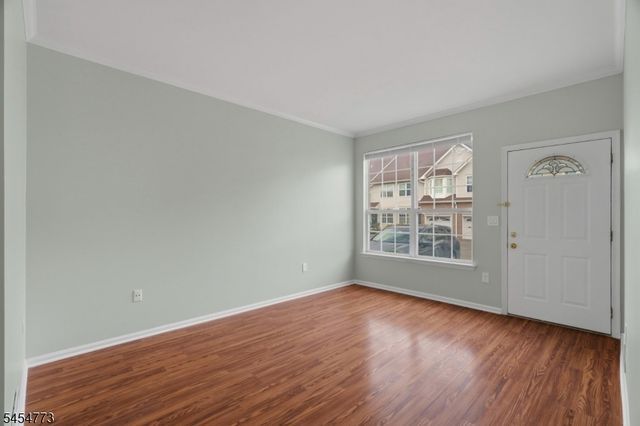 13 Reins Ct, Franklin Twp., NJ 08873