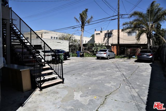 1406 2nd Avenue, Los Angeles, CA 90019