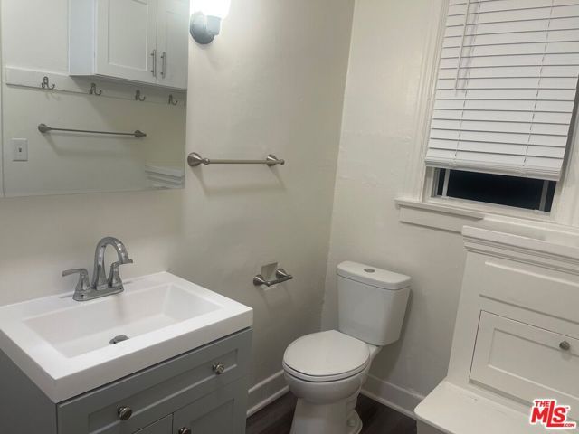 1406 2nd Avenue, Los Angeles, CA 90019