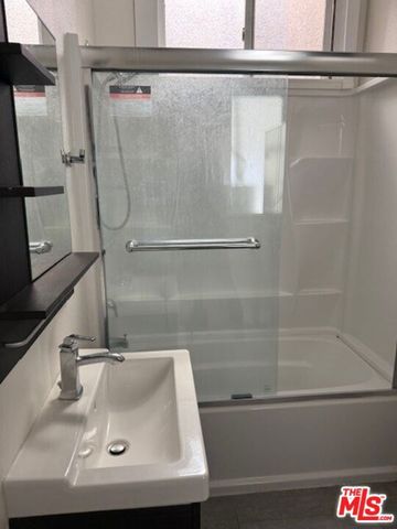 1406 2nd Avenue, Los Angeles, CA 90019