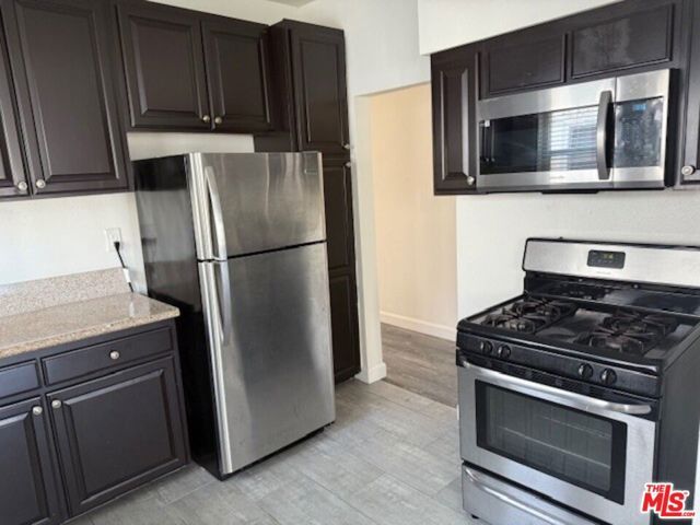 1406 2nd Avenue, Los Angeles, CA 90019