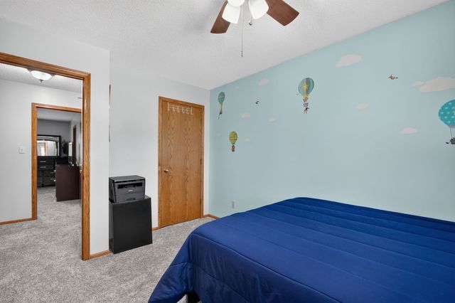 5008 Wistful Vista Drive, West Des Moines, IA 50265