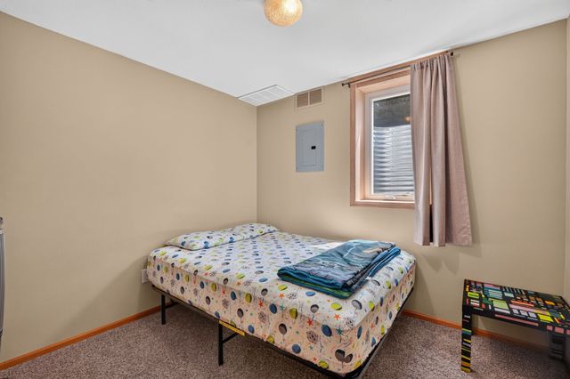 5008 Wistful Vista Drive, West Des Moines, IA 50265