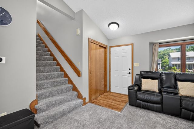 5008 Wistful Vista Drive, West Des Moines, IA 50265