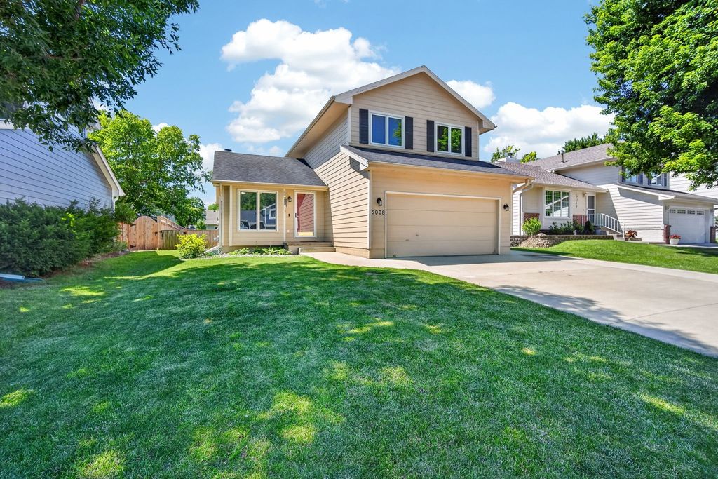 5008 Wistful Vista Drive, West Des Moines, IA 50265