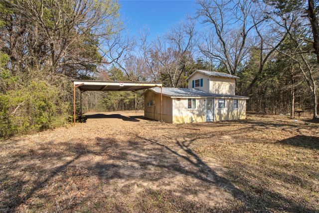 4185 Rock Creek Road, Whitesboro, TX 76273