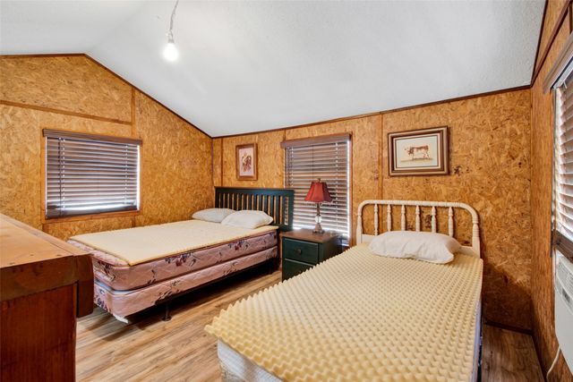 4185 Rock Creek Road, Whitesboro, TX 76273