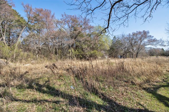 4185 Rock Creek Road, Whitesboro, TX 76273