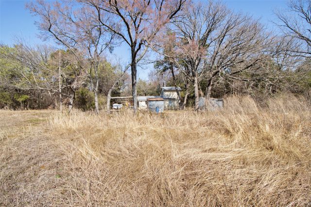 4185 Rock Creek Road, Whitesboro, TX 76273