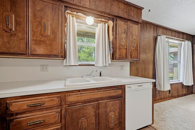 2403 Caprice Avenue, Denison, TX 75020