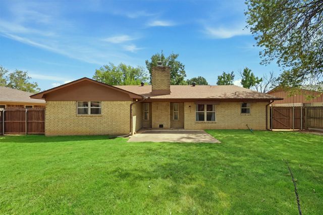 2403 Caprice Avenue, Denison, TX 75020