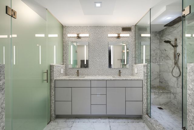 360 E RANDOLPH Street 4203, Chicago, IL 60601