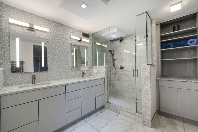 360 E RANDOLPH Street 4203, Chicago, IL 60601