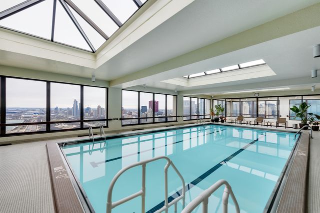 360 E RANDOLPH Street 4203, Chicago, IL 60601