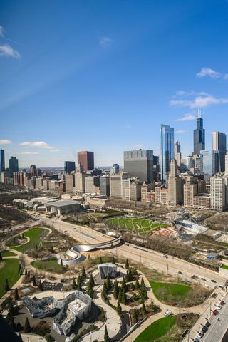 360 E RANDOLPH Street 4203, Chicago, IL 60601