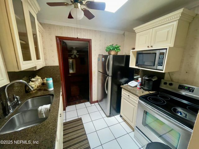5932 FLORADALE Drive, Jacksonville, FL 32209