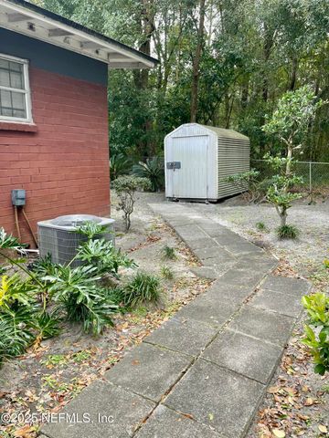 5932 FLORADALE Drive, Jacksonville, FL 32209