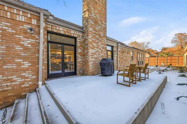 1901 Crockett Circle, Irving, TX 75038