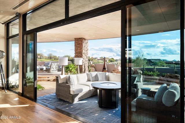 11343 E APACHE VISTAS Drive, Scottsdale, AZ 85262