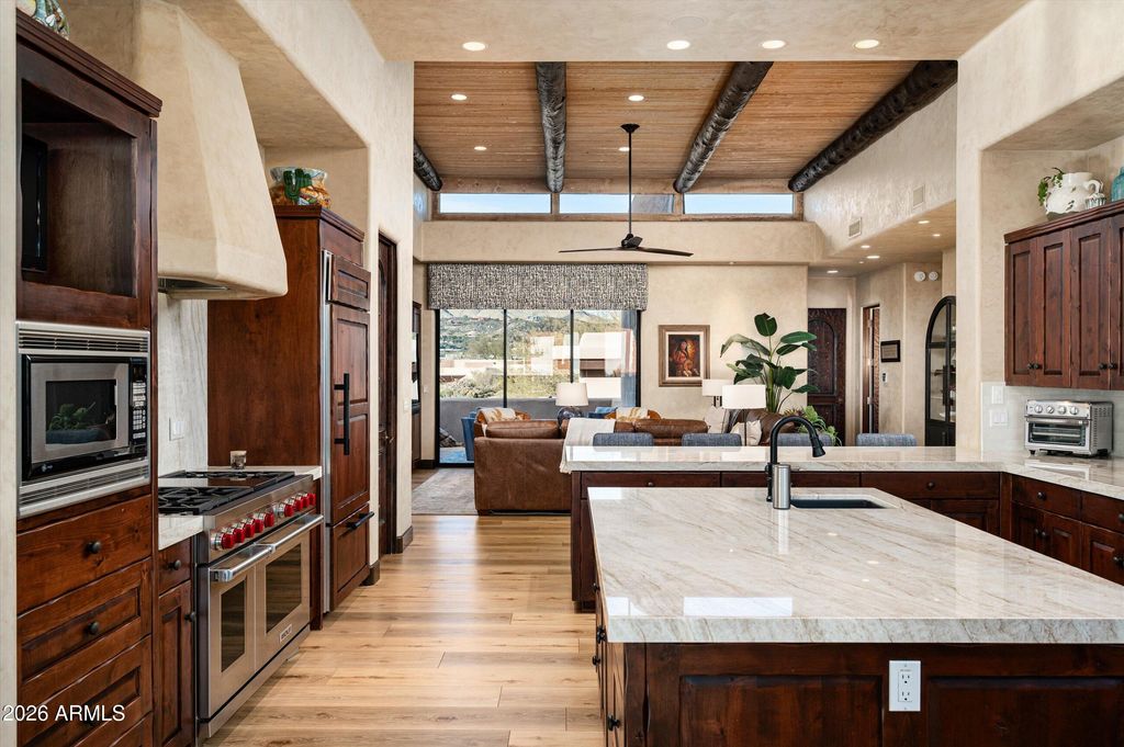 Image 14 of property listing at 11343 E APACHE VISTAS Drive, Scottsdale, AZ 85262