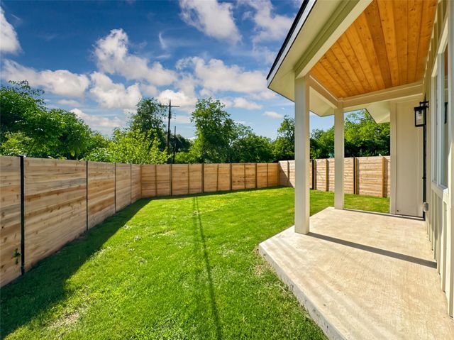 3614 Abbate CIR B, Austin, TX 78721