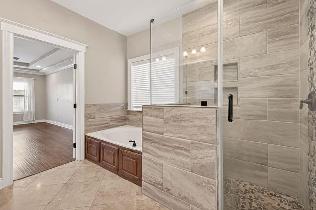 912 Roberts Street, East Bernard, TX 77435