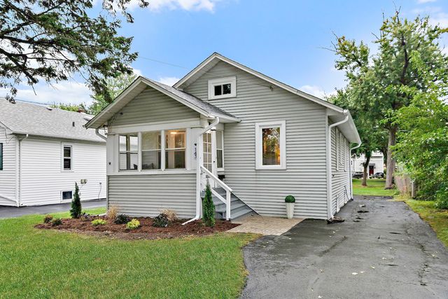 143 E Division Street, Villa Park, IL 60181