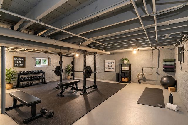 143 E Division Street, Villa Park, IL 60181