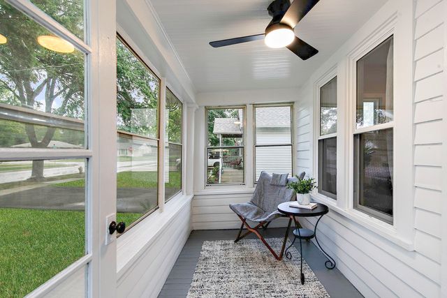 143 E Division Street, Villa Park, IL 60181