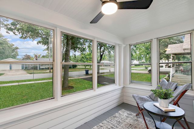 143 E Division Street, Villa Park, IL 60181
