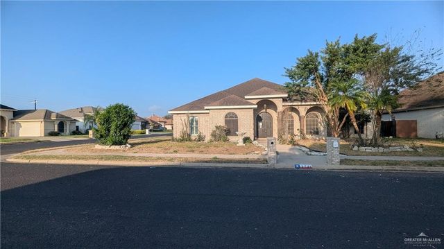 2721 Hylton Avenue, Edinburg, TX 78539