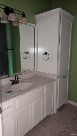 2721 Hylton Avenue, Edinburg, TX 78539