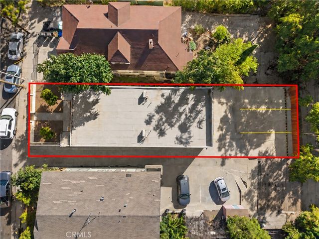 341 Douglas Street, Los Angeles, CA 90026