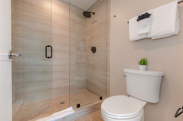 580 72nd St 1008, Miami Beach, FL 33141
