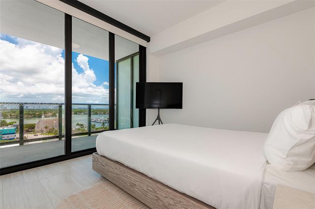 580 72nd St 1008, Miami Beach, FL 33141