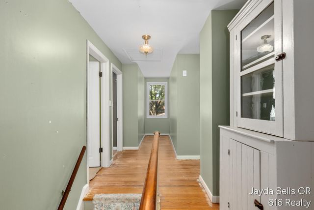 1853 Leonard Street Nw, City Of Grand Rapids, MI 49504