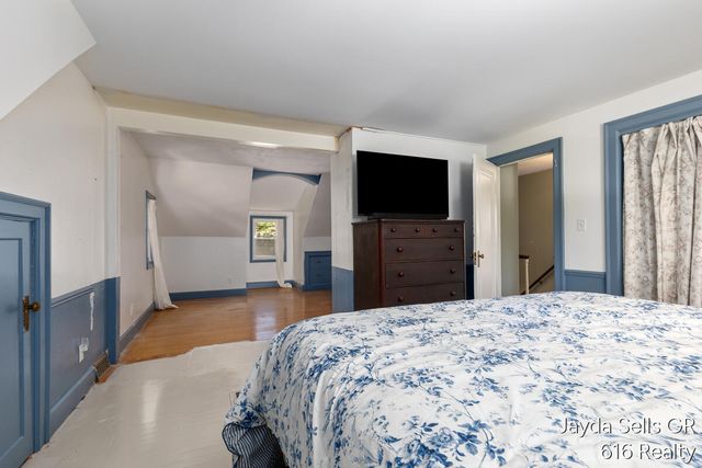 1853 Leonard Street Nw, City Of Grand Rapids, MI 49504